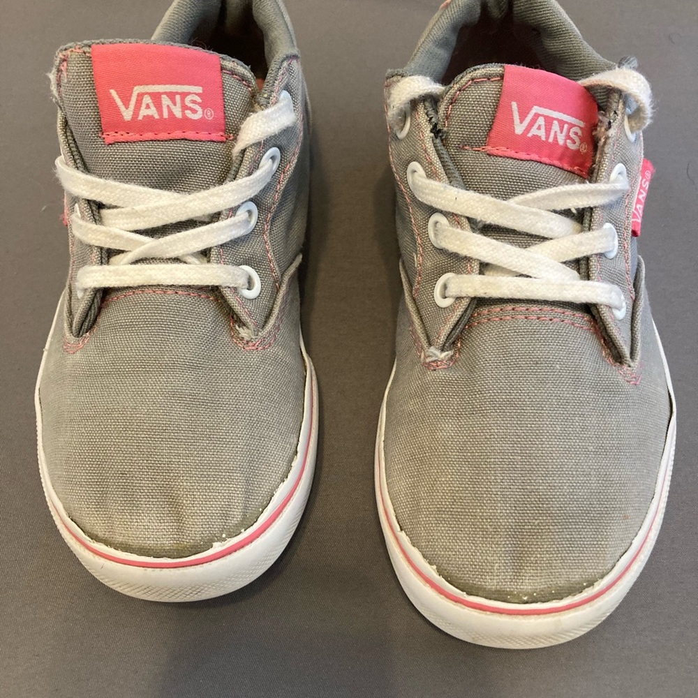 Vans Kids Sneakers in Gray and Pink